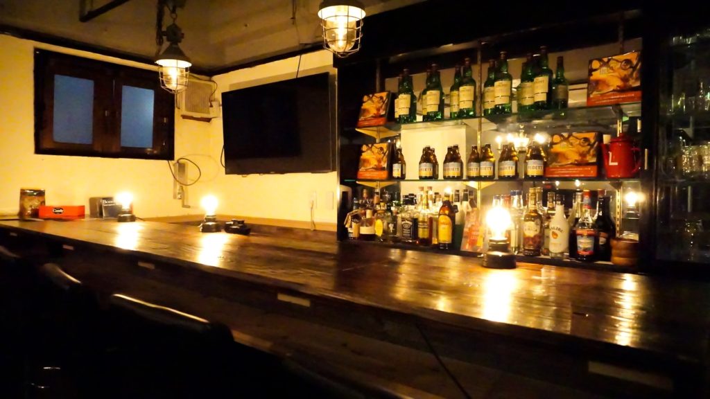 Via Atスポットが御徒町店が登場 Candy御徒町店 ならお酒を飲みながら仕事ができる ヴィアート Via At